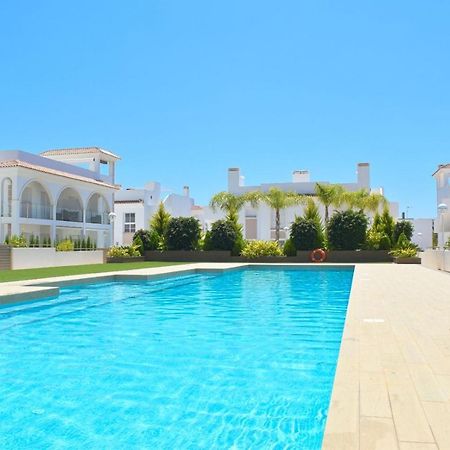 New Build Apartment On Beautiful Modern Complex روخاليس المظهر الخارجي الصورة