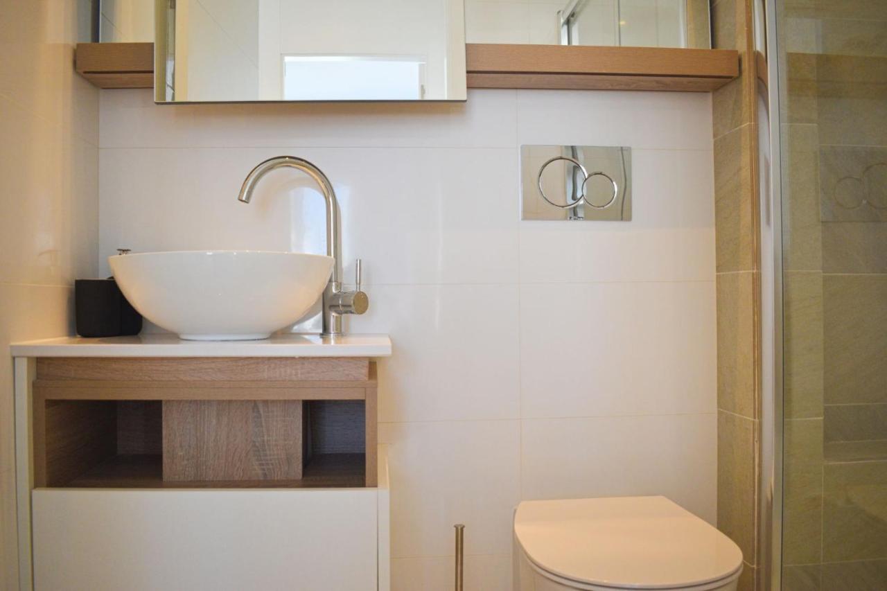 New Build Apartment On Beautiful Modern Complex روخاليس المظهر الخارجي الصورة