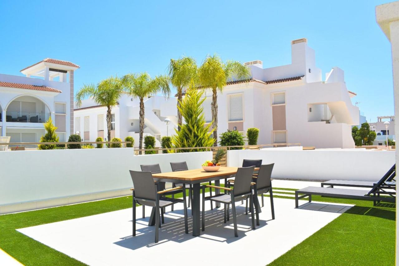 New Build Apartment On Beautiful Modern Complex روخاليس المظهر الخارجي الصورة
