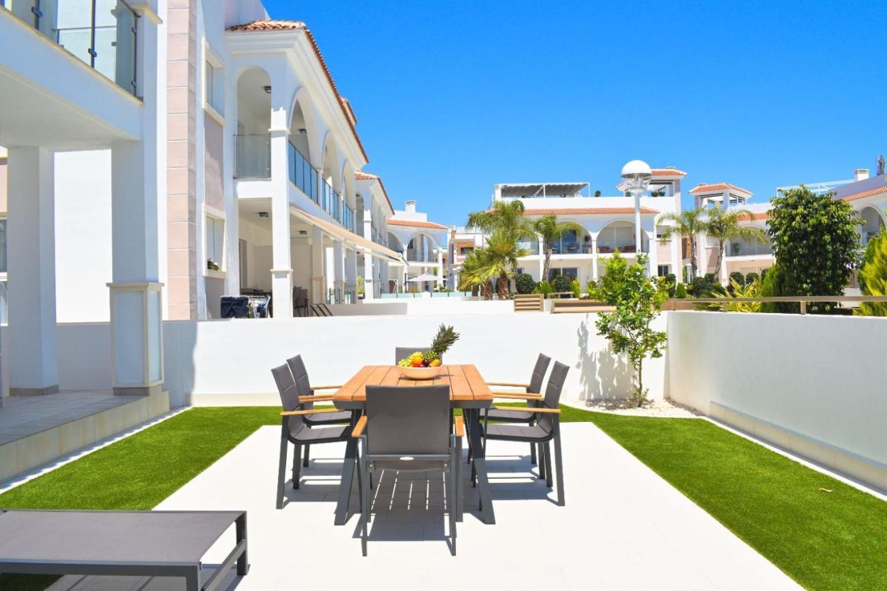New Build Apartment On Beautiful Modern Complex روخاليس المظهر الخارجي الصورة
